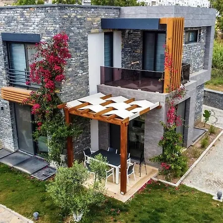 Elegant 2br Duplex 2 Min To Akyarlar Villa