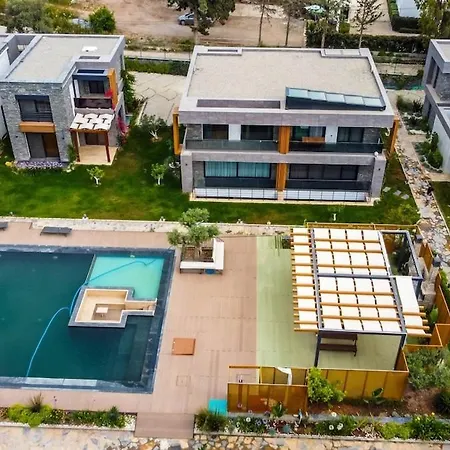 Elegant 2br Duplex 2 Min To Akyarlar Villa